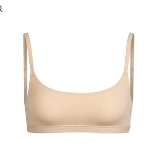 Brand new with tags SKIMS Bralette Bandeau